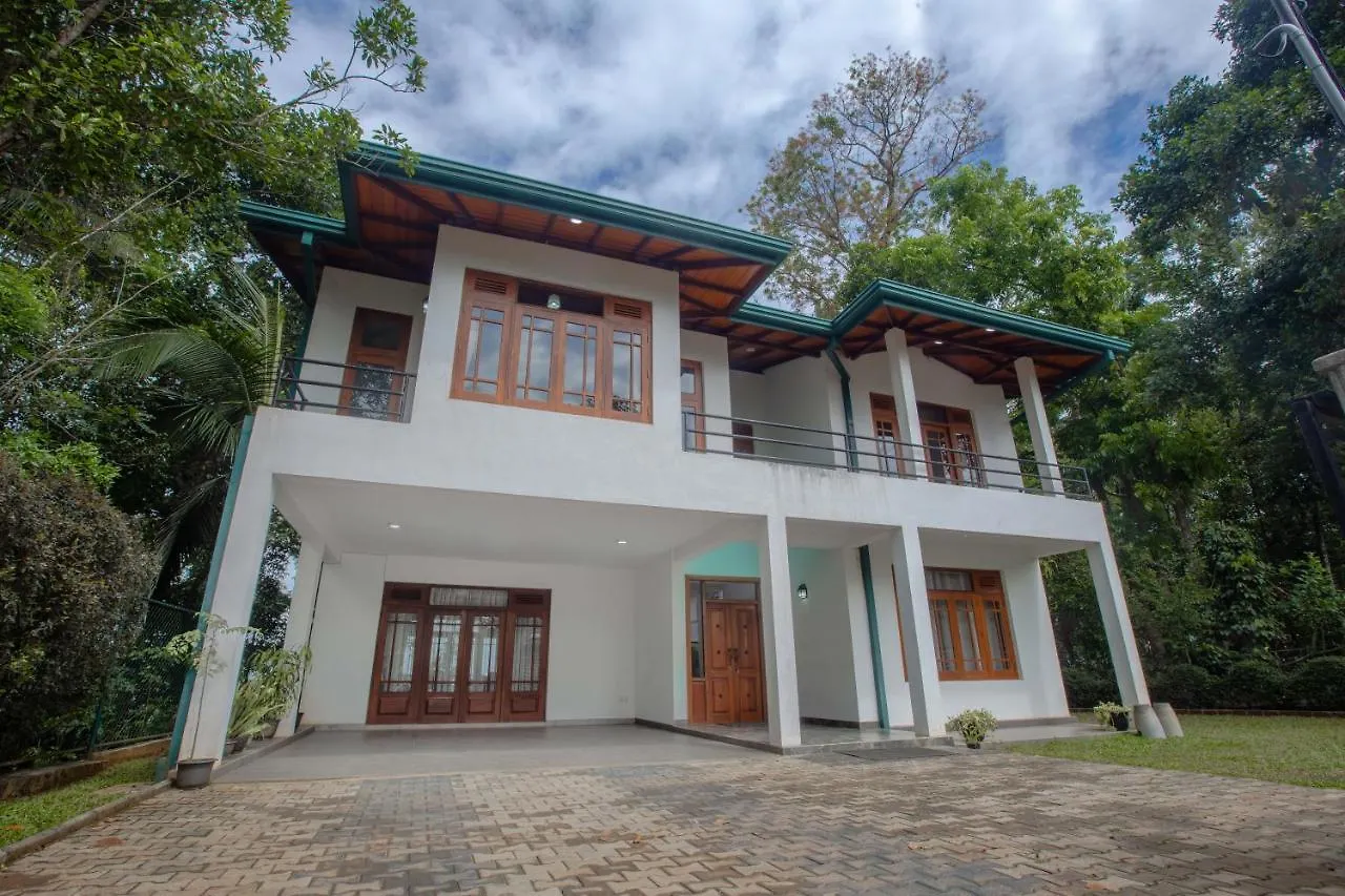 Villa Mount Melody Kandy 3*,